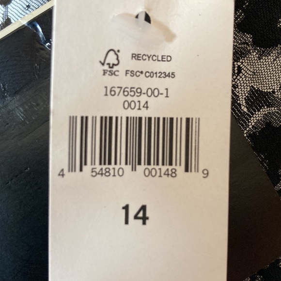 Banana Republic Mini Skirt - Picture 5 of 5